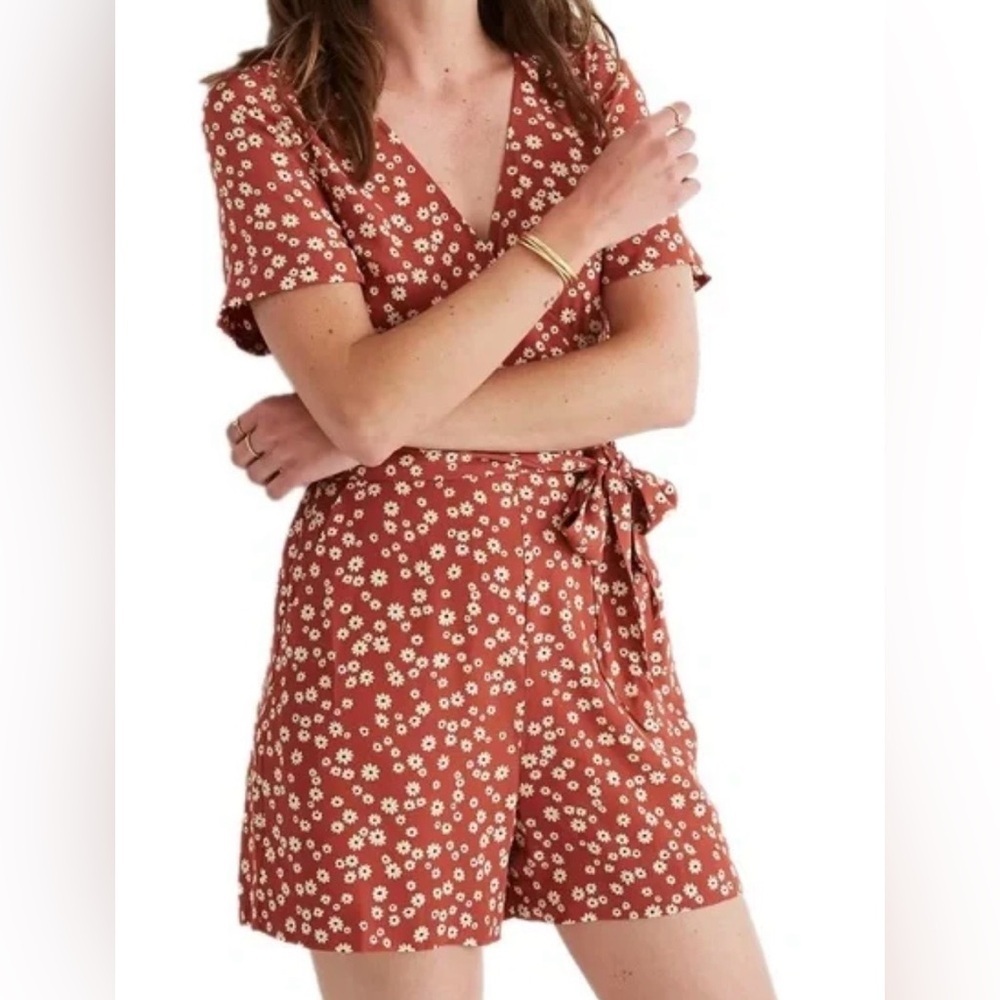 Madewell Rust Floral Dress shorts with Cream Daisy Print